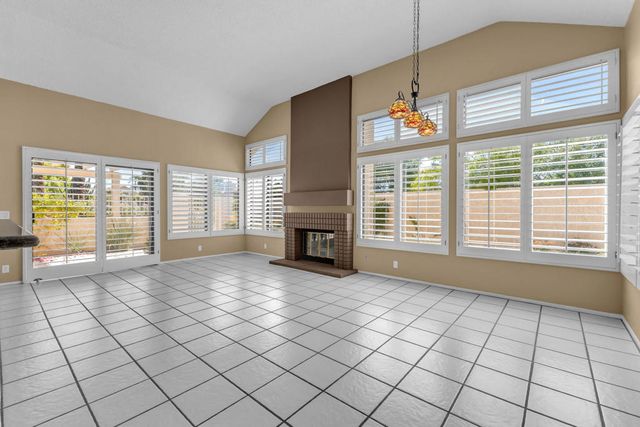 16 San Felipe Drive, Palm Desert, CA 92260