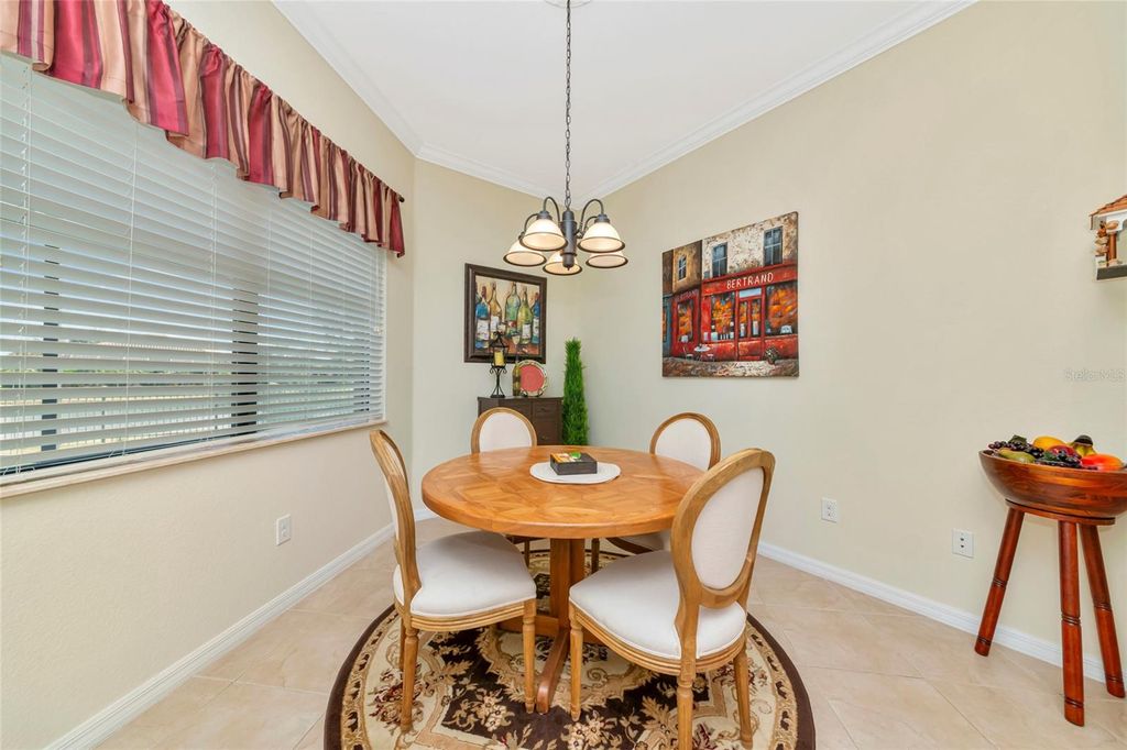 Image 13 of property listing at 13026 RAMBLEWOOD TRAIL, Bradenton, FL 34211