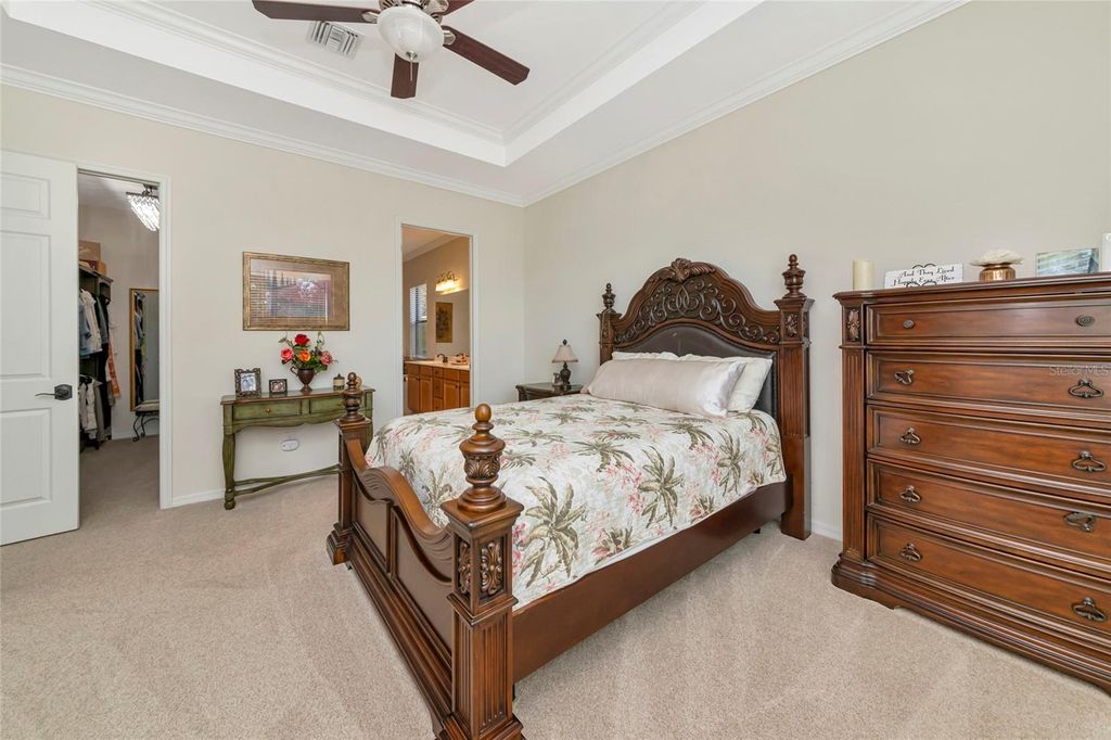 Image 22 of property listing at 13026 RAMBLEWOOD TRAIL, Bradenton, FL 34211