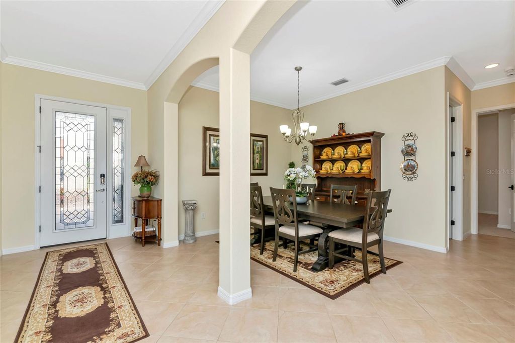 Image 4 of property listing at 13026 RAMBLEWOOD TRAIL, Bradenton, FL 34211
