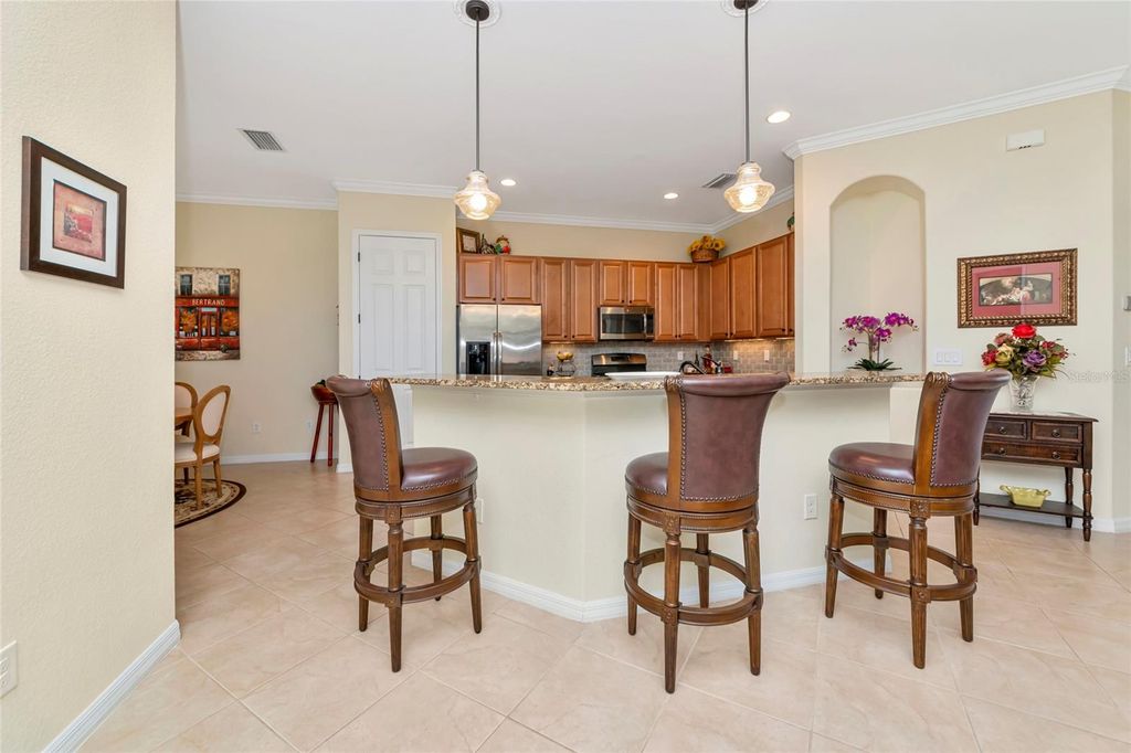 Image 8 of property listing at 13026 RAMBLEWOOD TRAIL, Bradenton, FL 34211