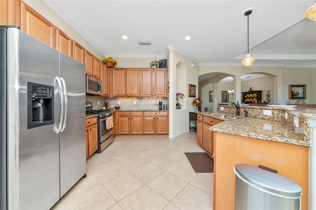 Image 9 of property listing at 13026 RAMBLEWOOD TRAIL, Bradenton, FL 34211