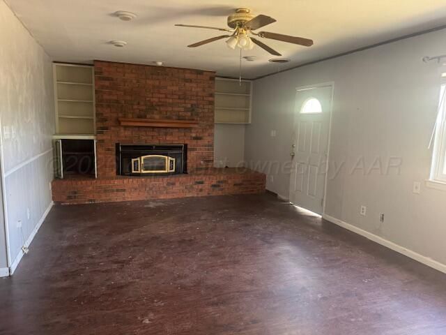 303 S Hazelwood Street, Spearman, TX 79081