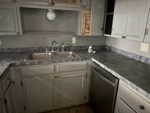 303 S Hazelwood Street, Spearman, TX 79081