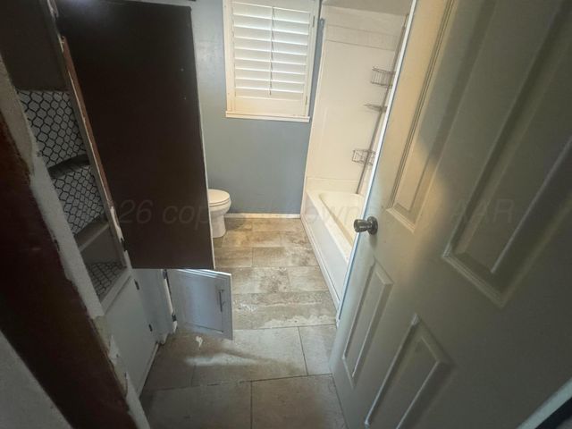 303 S Hazelwood Street, Spearman, TX 79081