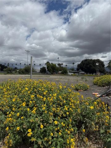 1616 4th, San Bernardino, CA 92411
