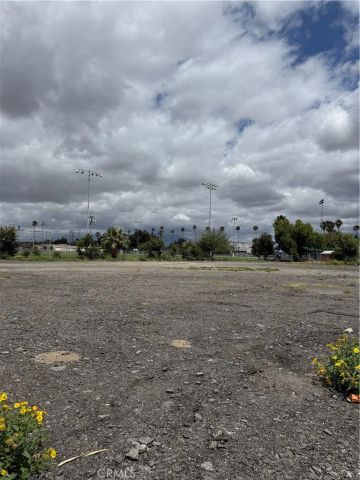 1616 4th, San Bernardino, CA 92411