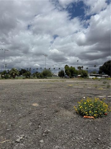 1616 4th, San Bernardino, CA 92411