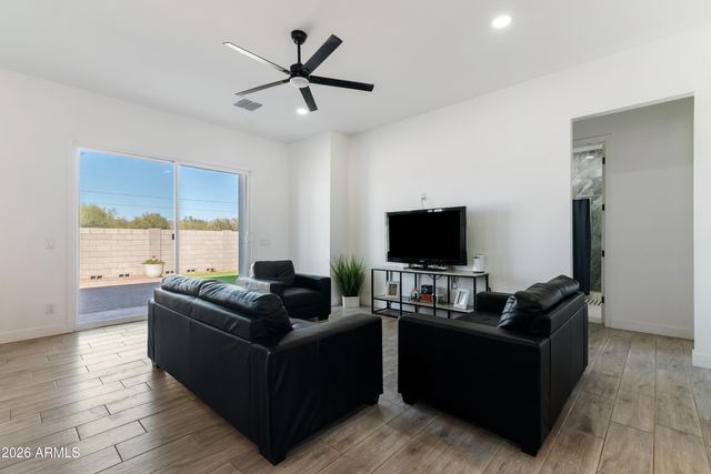 10530 E Baltimore Street, Apache Junction, AZ 85120