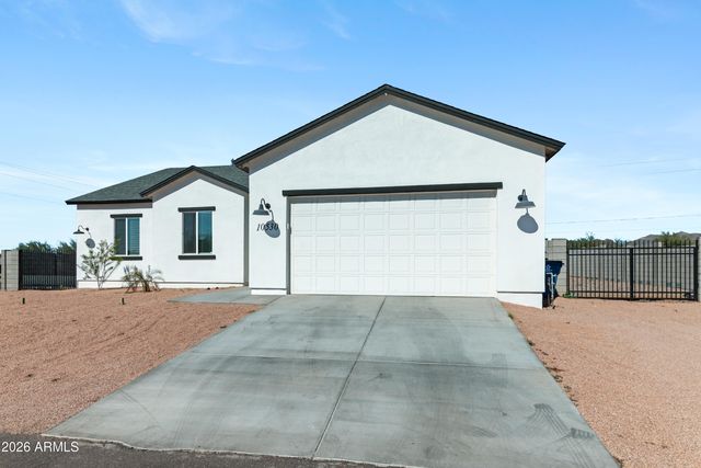 10530 E Baltimore Street, Apache Junction, AZ 85120