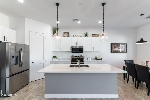 10530 E Baltimore Street, Apache Junction, AZ 85120