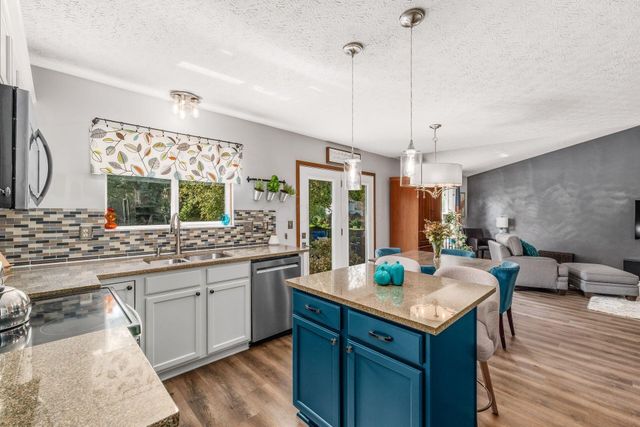 207 Bellebrooke Court, Pataskala, OH 43062