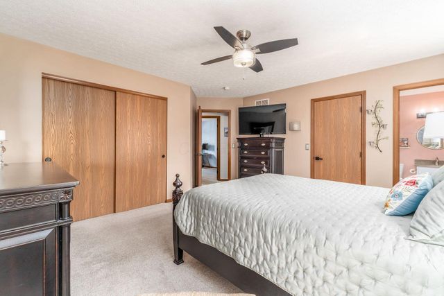 207 Bellebrooke Court, Pataskala, OH 43062