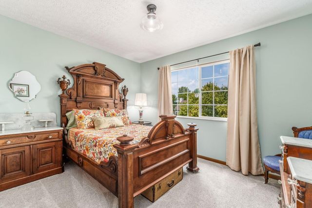207 Bellebrooke Court, Pataskala, OH 43062