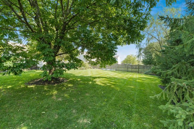 207 Bellebrooke Court, Pataskala, OH 43062