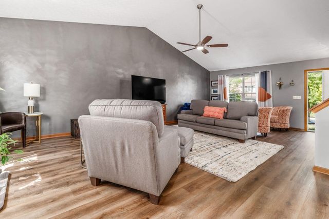 207 Bellebrooke Court, Pataskala, OH 43062