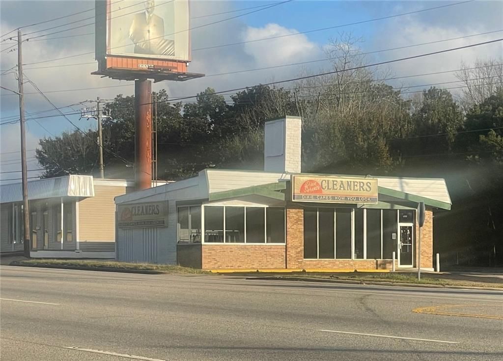 4955 Moffett Road, Mobile, AL 36618 — exterior