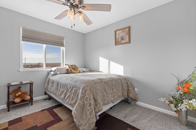 14787 SUNLIGHT DR, Rapid City, SD 57703