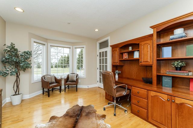4066 Autumn Lake Court SW, Rochester, MN 55902