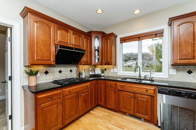 4066 Autumn Lake Court SW, Rochester, MN 55902