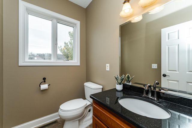 4066 Autumn Lake Court SW, Rochester, MN 55902