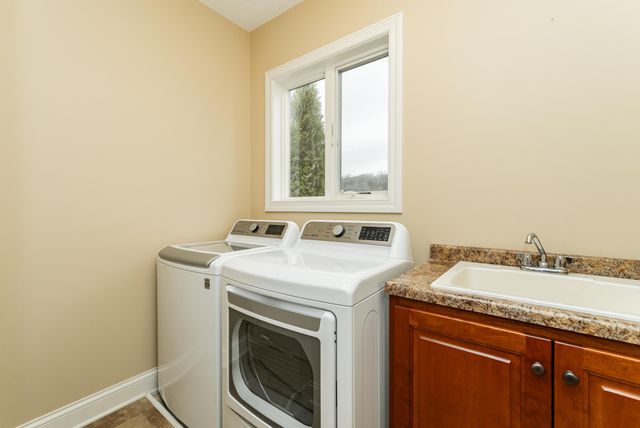 4066 Autumn Lake Court SW, Rochester, MN 55902