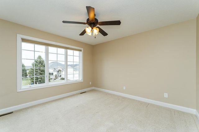 4066 Autumn Lake Court SW, Rochester, MN 55902