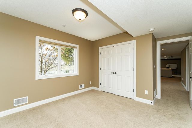 4066 Autumn Lake Court SW, Rochester, MN 55902