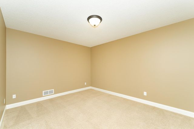 4066 Autumn Lake Court SW, Rochester, MN 55902