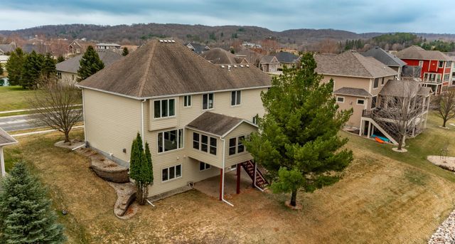 4066 Autumn Lake Court SW, Rochester, MN 55902
