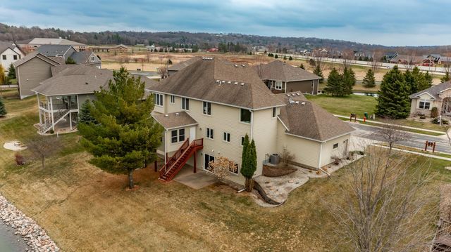 4066 Autumn Lake Court SW, Rochester, MN 55902