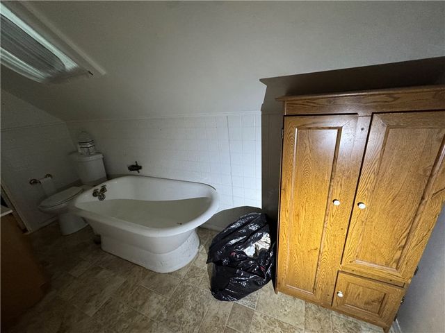 839 Larimer Ave, Wilkins Twp, PA 15145