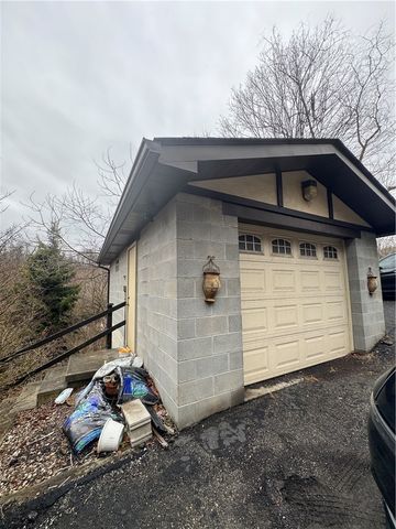 839 Larimer Ave, Wilkins Twp, PA 15145