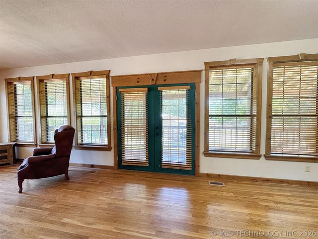 20413 E Allen Road, Tahlequah, OK 74464