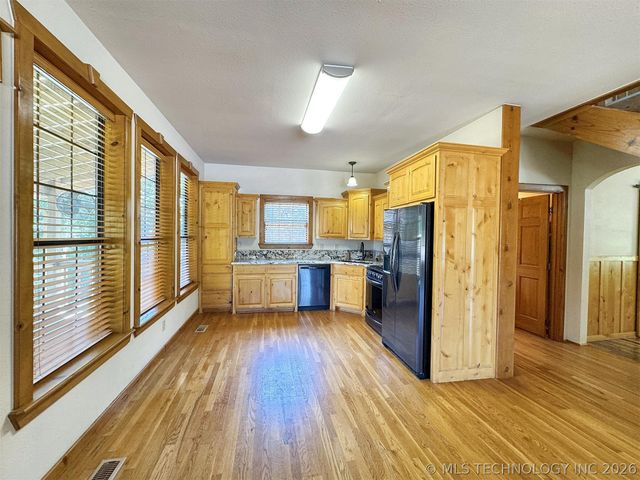 20413 E Allen Road, Tahlequah, OK 74464