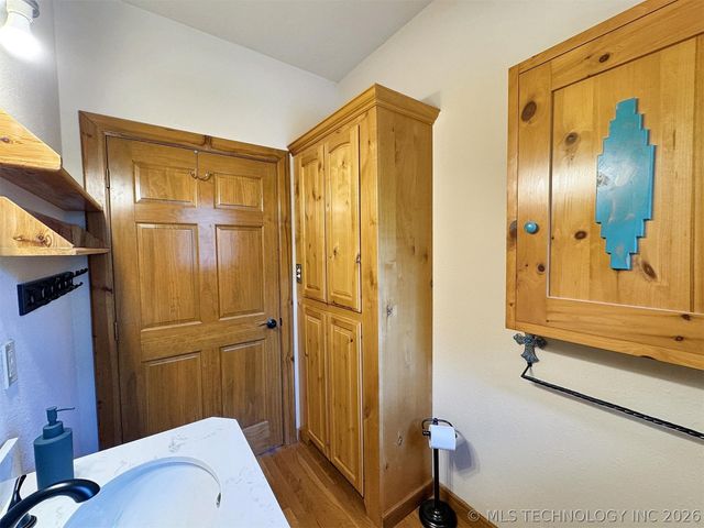 20413 E Allen Road, Tahlequah, OK 74464