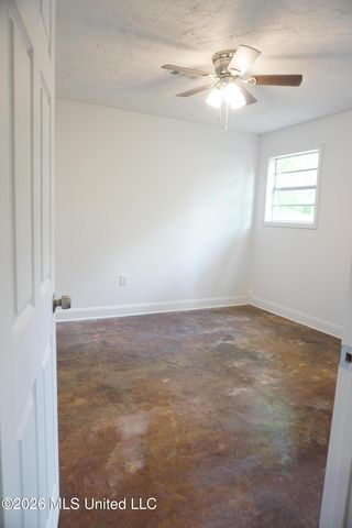 2814 Charleston Drive, Jackson, MS 39212