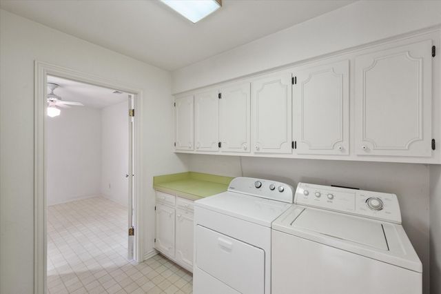 1800 Lakeside Drive, Arlington, TX 76013