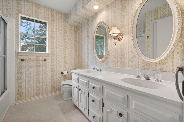 1800 Lakeside Drive, Arlington, TX 76013