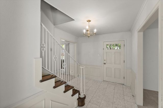 1800 Lakeside Drive, Arlington, TX 76013