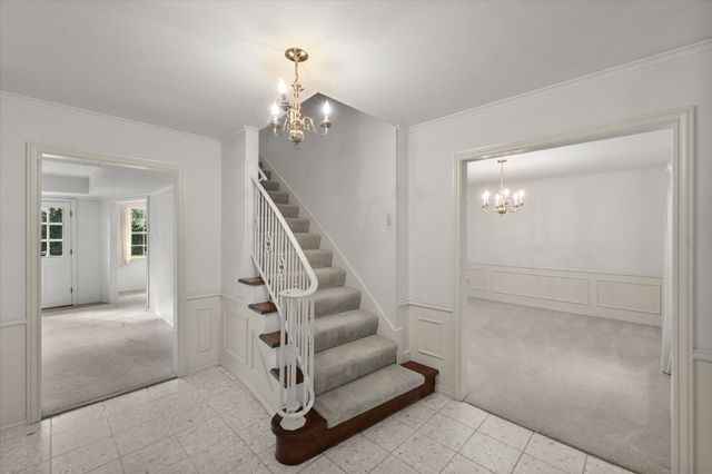 1800 Lakeside Drive, Arlington, TX 76013