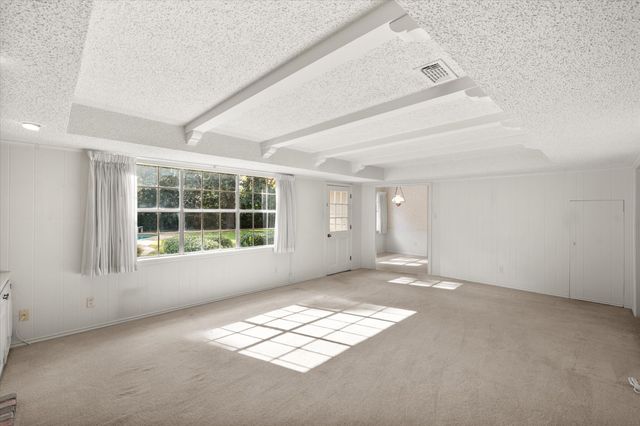 1800 Lakeside Drive, Arlington, TX 76013