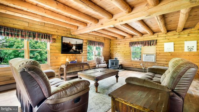 1203 W BRISTOL, Warminster, PA 18974