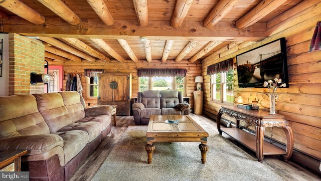 1203 W BRISTOL, Warminster, PA 18974