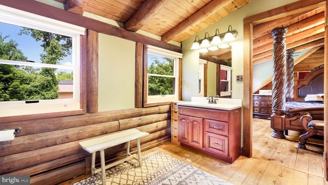 1203 W BRISTOL, Warminster, PA 18974