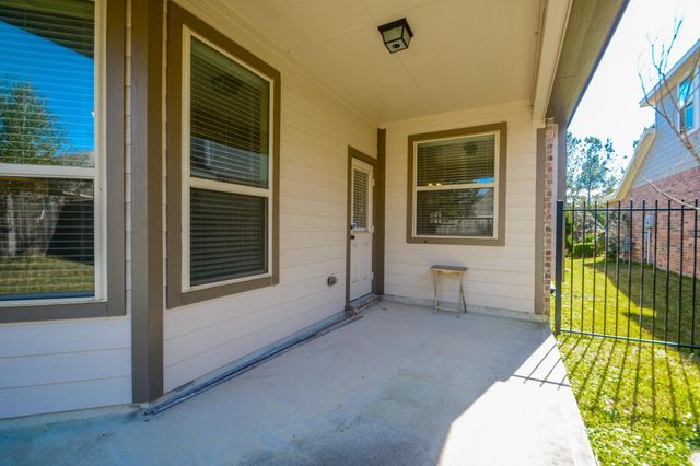 118 N Heritage Mill Circle, Tomball, TX 77375