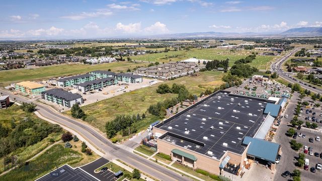 2050 Baxter Lane, Bozeman, MT 59718