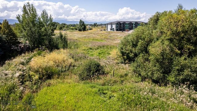 2050 Baxter Lane, Bozeman, MT 59718