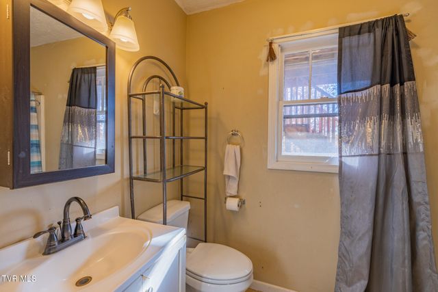 1748 Idle Hour Road, Kingsport, TN 37660