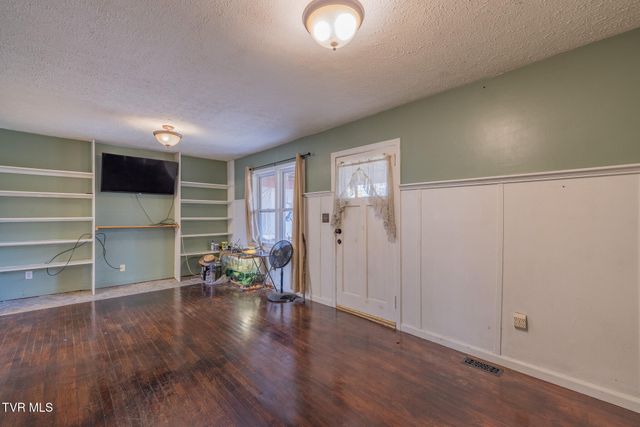 1748 Idle Hour Road, Kingsport, TN 37660